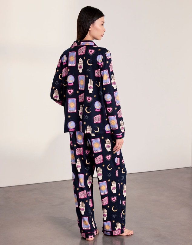 Chelsea Peers - Tarrow Card Long Pyjama Set