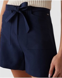 GUESS - New Valentina Shorts