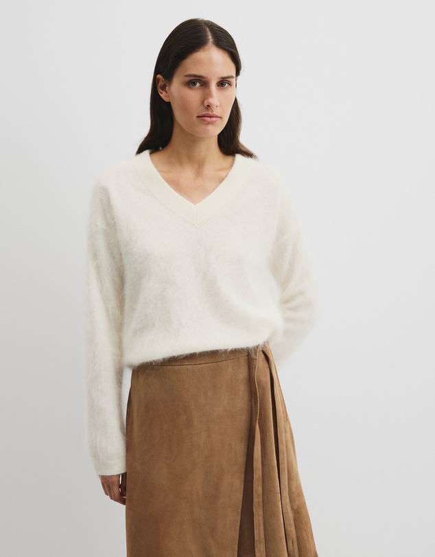 Country Road - Cashmere V-neck Knit