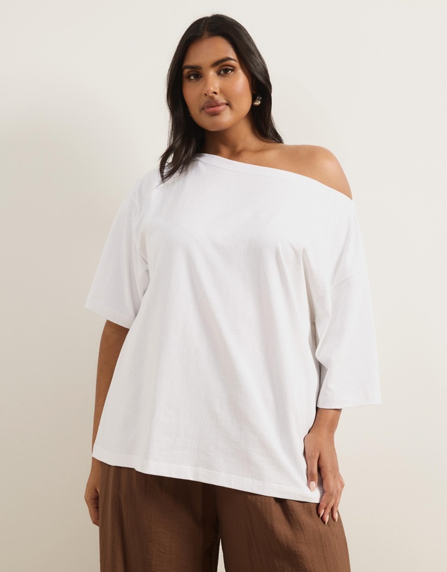 Atmos&Here Curvy - Sadie Oversized Cotton Boat Neck T-Shirt