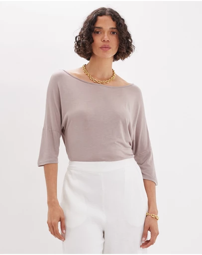Amelius - Ottavia Three Quarter Batwing Tee