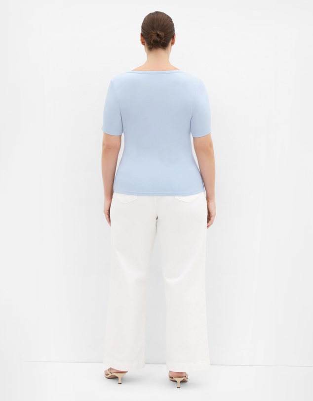 City Chic - Classic Scoop Rib Tee
