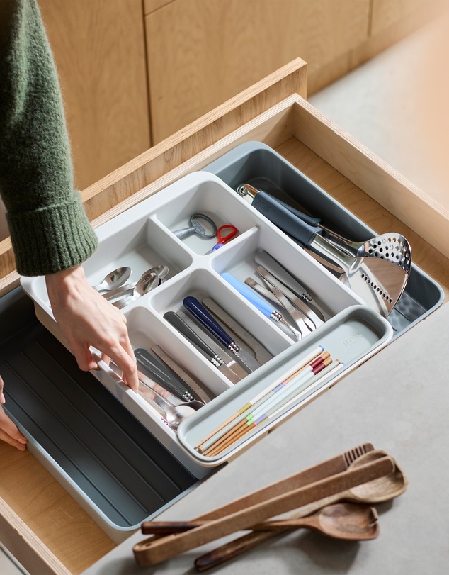 Joseph Joseph - DrawerStore™ Expanding Cutlery Organiser