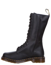 Dr Martens - Vonda 14 Eye Boots