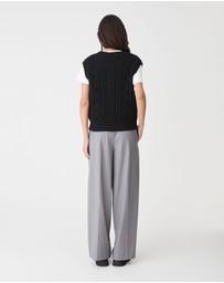 Forcast - Poppy Sleeveless Cable Knit