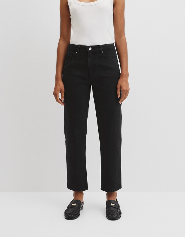 Country Road - Classic Mid Rise Straight Jean