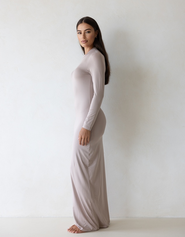 Mod Squad - Luxe Low Neck Dress Base Layer