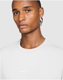 Nike - Sportswear Premium Essentials T-Shirt