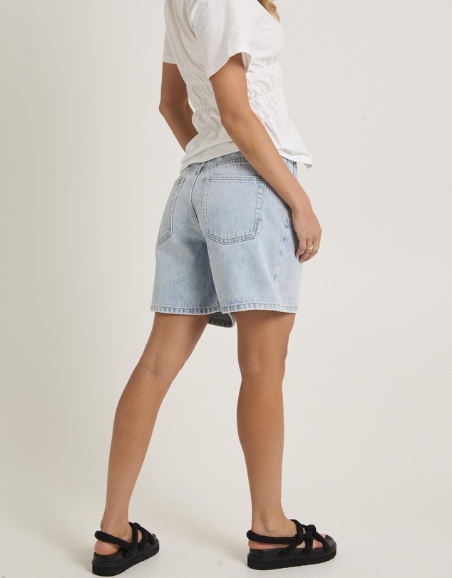 Subtitled - Vahli Denim Jorts