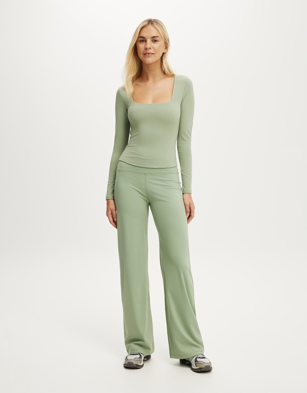 Cotton On Body Active - Ultra Soft Square Neck Long Sleeve