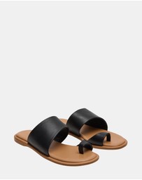 Steve Madden - Zani Black Leather Sandals