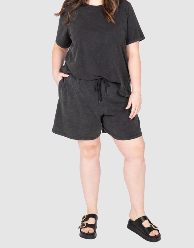 Love Your Wardrobe - Jamie Acid Wash Shorts