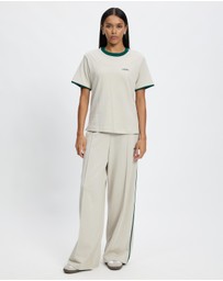 adidas Sportswear - Seasonal Essentials Colorpop T-Shirt With Embroidered Graphic