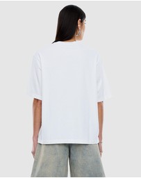 ENA PELLY - Peaches Tee