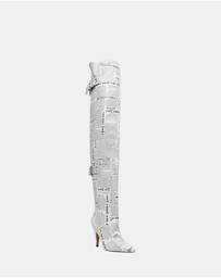 Steve Madden - Baddie White/Black Boots