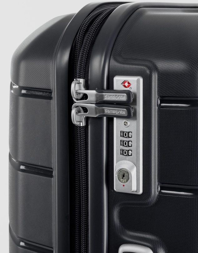 Samsonite - Oc2Lite 75cm Spinner Suitcase