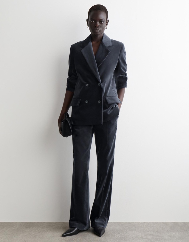 COS - Cereza Velvet Blazer