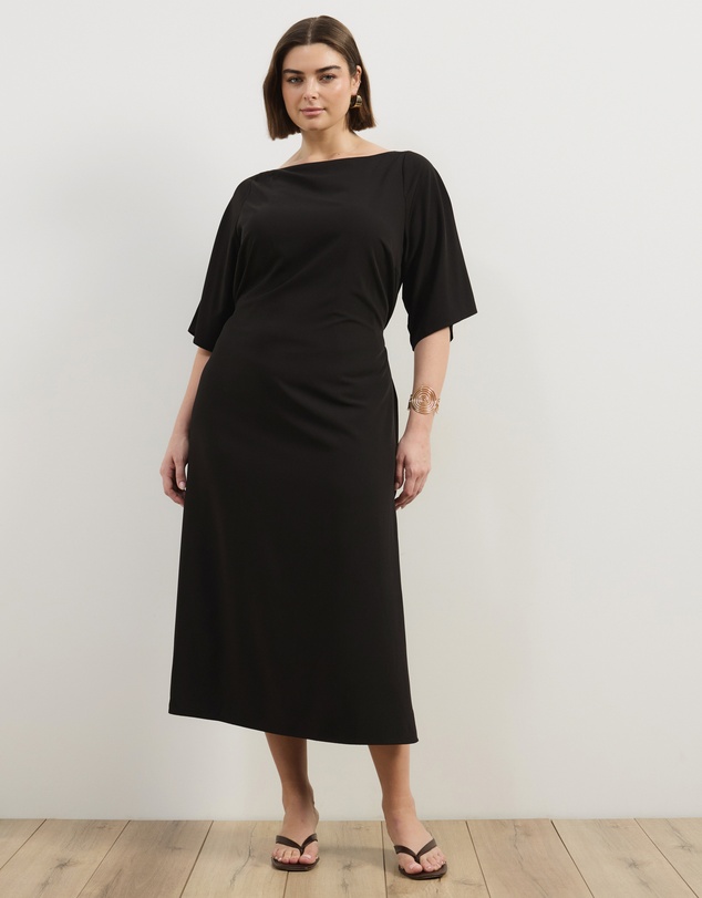 Atmos&Here Curvy - Aroha Boat Neck Maxi Dress