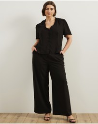 Atmos&Here Curvy - Meadow V-Neck Ruffle Blouse