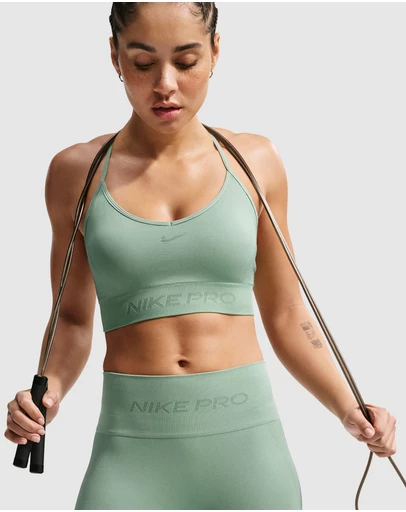 Nike - Pro Seamless Light-Support Padded Sports Bra