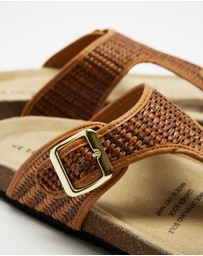 Human Premium - Icon Sandals