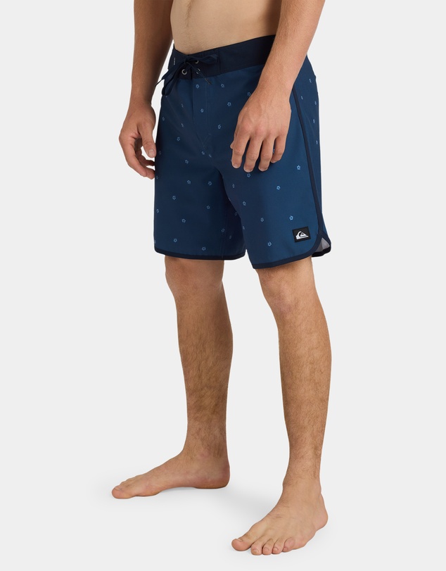 Quiksilver - Mens Surfsilk Scallop 18