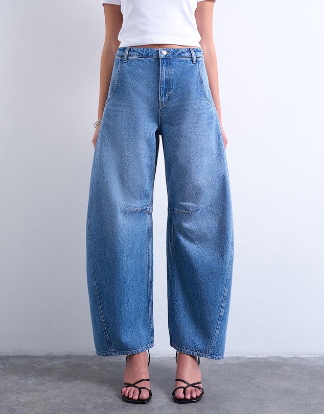 TOPSHOP - Horseshoe Mid Rise Barrel Leg Jeans