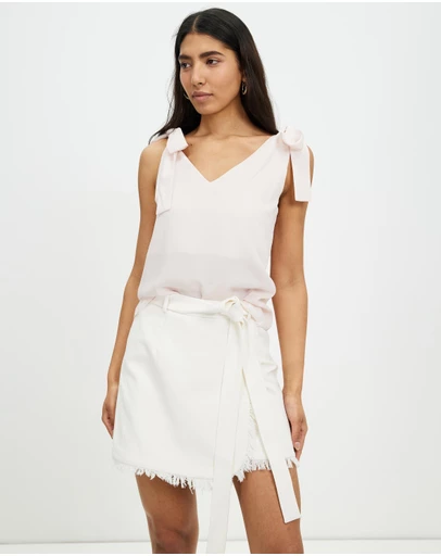 Belle & Bloom - Feel For You V-Neck Top