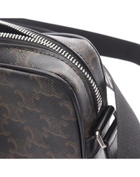 Pre-Loved by Azura Reborn - Pre-Loved Medium Triomphe Camera Bag