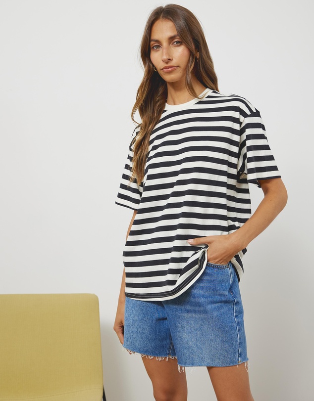Atmos&Here - Organic Cotton Boyfriend Tee