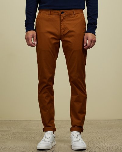 Mott Classic Twill Chinos