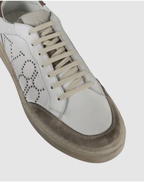 Brando - Cruise Low Top Sneakers
