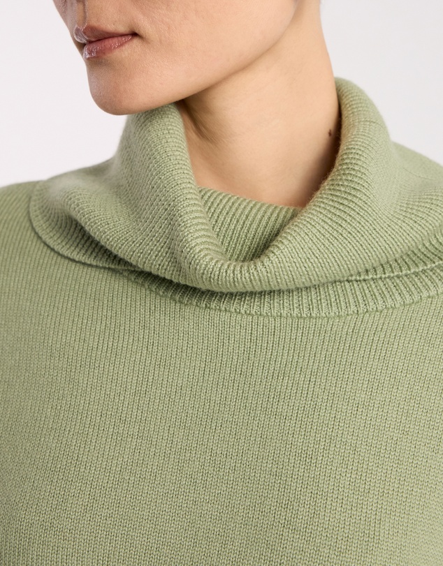 David Lawrence - Roll Neck Gilet Top