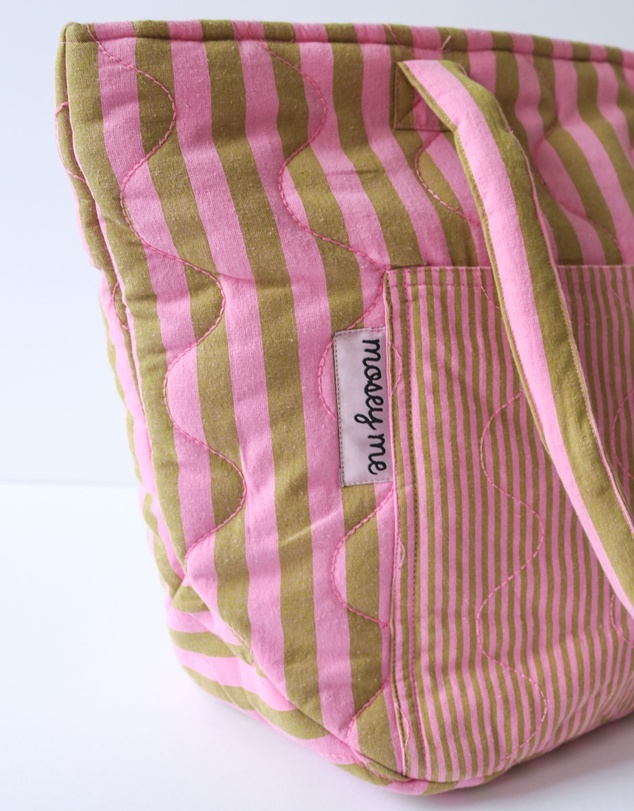 Mosey Me - Lilac Sprout Quilted Bag