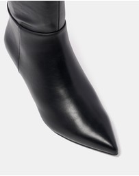 Forever New - Sasha Pointy Toe Knee Boots