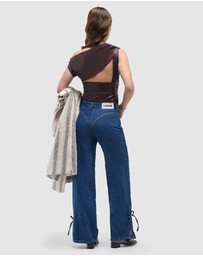 Laagam - Ivone Asymmetric Top
