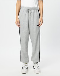 adidas Sportswear - Essentials 3-Stripes Fleece Loose-Fit Pants