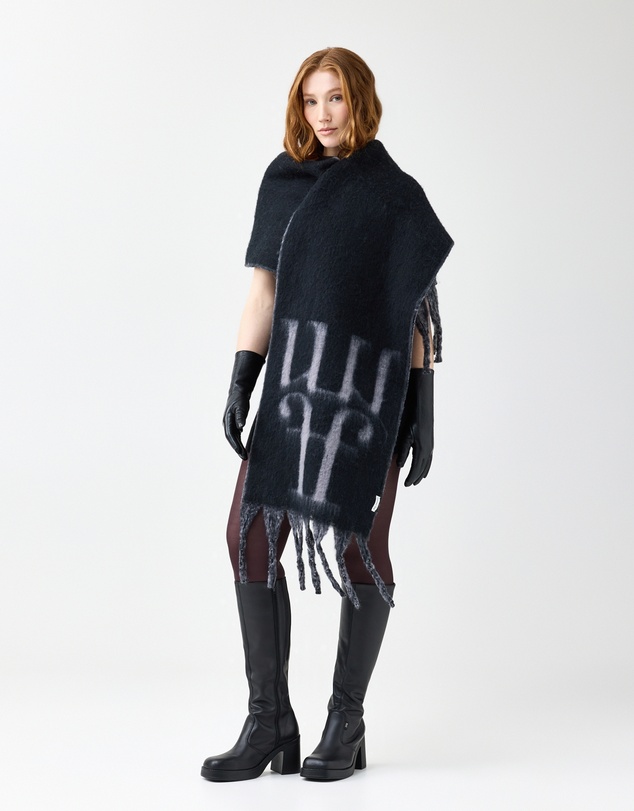 Unreal Fur - Unreal Scarf