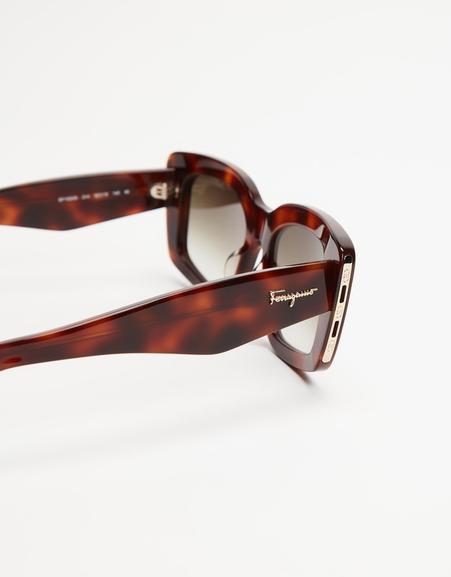 Salvatore Ferragamo - SF1024S