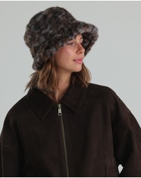 Morgan & Taylor - Marissa Faux Fur Hat in Grey