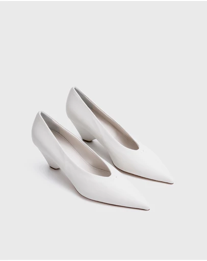 Bassike - Point Toe Pump