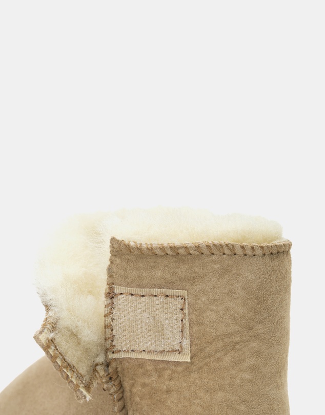 EVERAU - Australian Shepherd Ugg Baby Erin Sheepskin Upper UGG Boots
