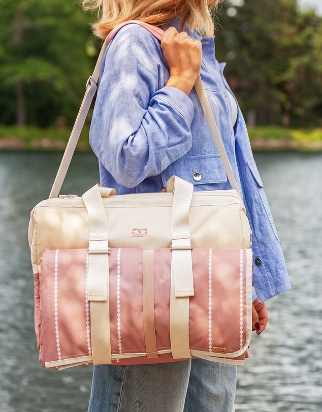 Monbento - Monbento Waterproof Picnic Blanket for Outdoor Meals - Pink Moka