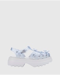 Melissa - Melissa Possession Platform + Susan Fang