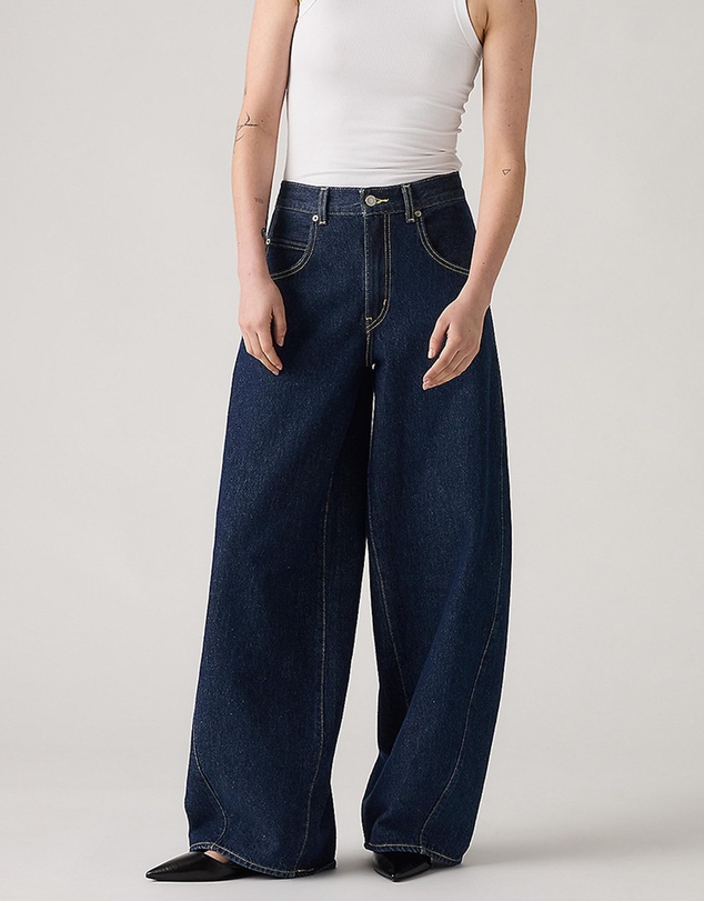 Levi's - Super Baggy Barrel Jeans