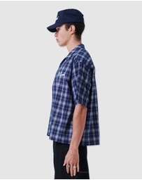 B.Cools - Script Crop Shirt