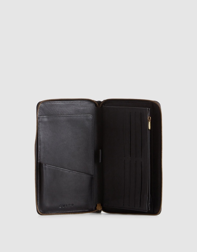Evity - RFID Payton Leather Travel Wallet
