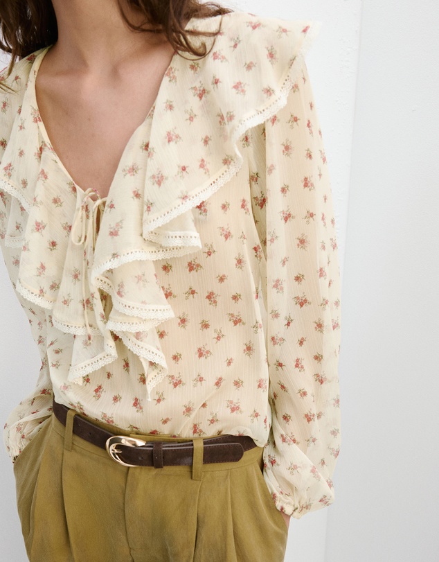 M.N.G - Ruffled Floral Blouse