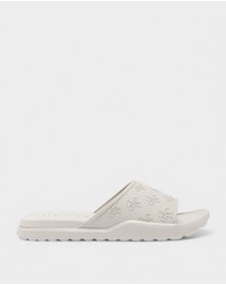 GUESS - Magaria Slides