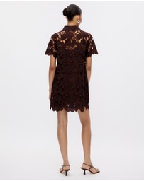 Minima Esenciales - Maeve Embroidered Mini Shirt Dress